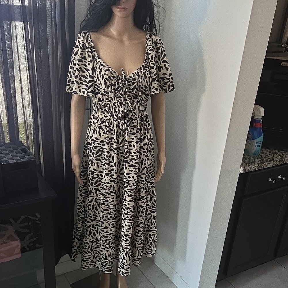 Blush Cheetah Print Midi Dress NWT L